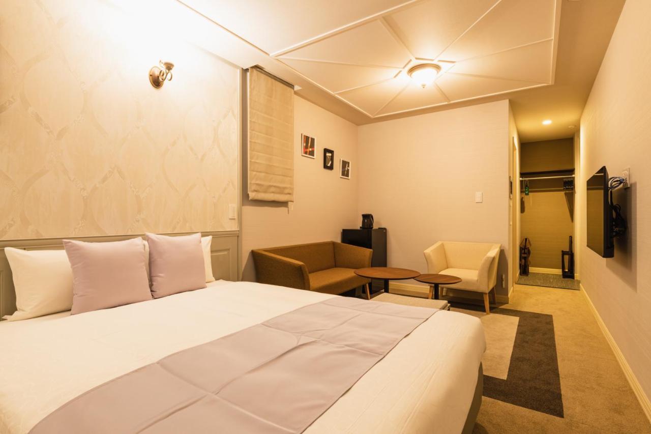 Grand Base Hakata-I Aparthotel ฟูกุโอกะ ภายนอก รูปภาพ
